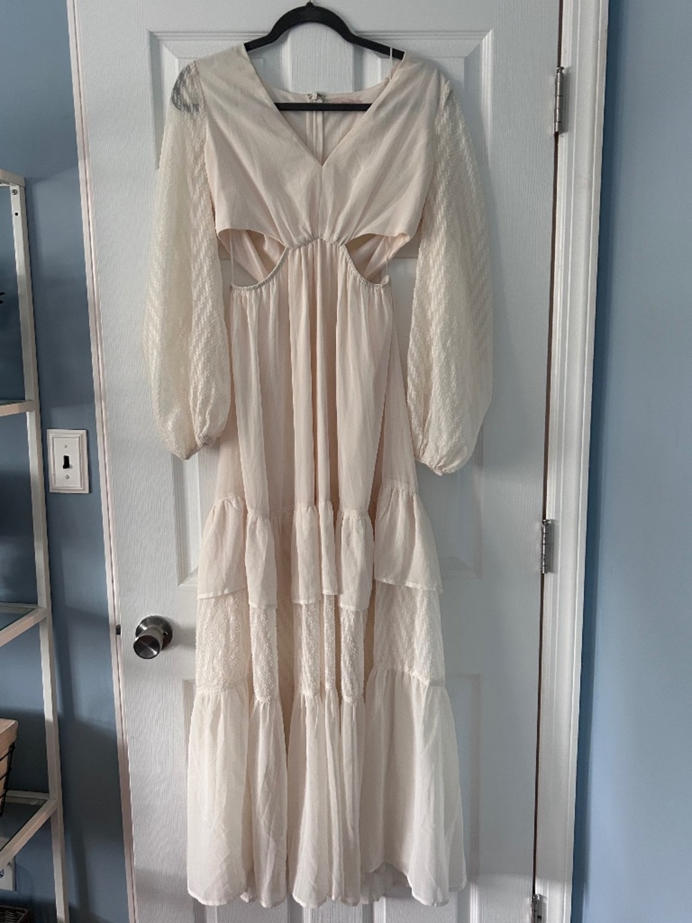 Women’s ivory maxi dress